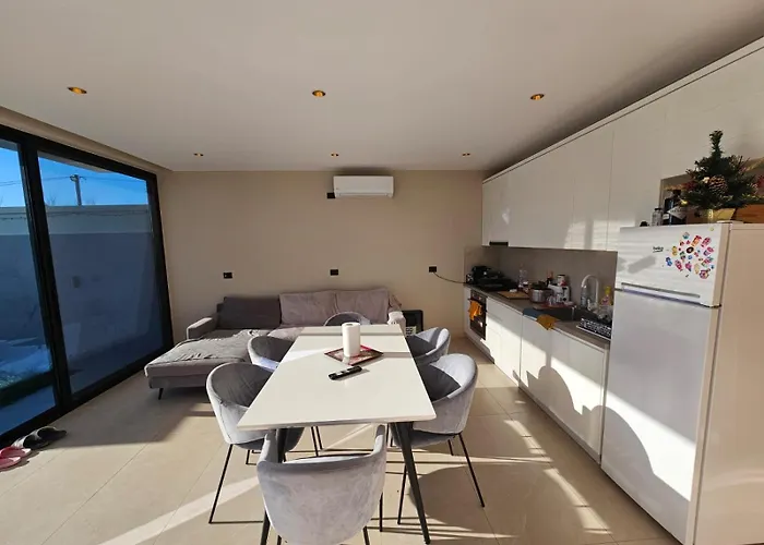 Sunrise Rrushkull (Durres)